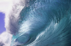 Empty Blue Wave © Andrew Kidman / Image Quest Marine